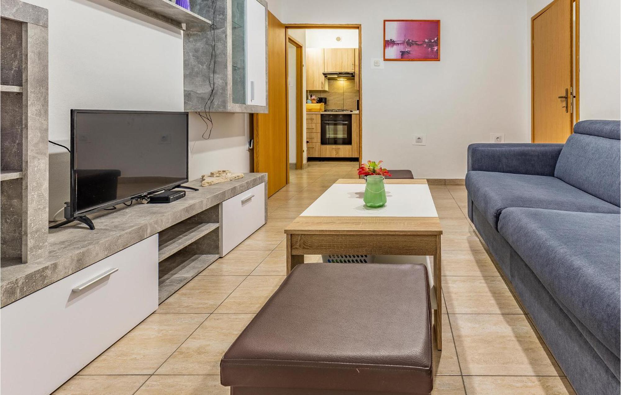 Amazing Apartment In Pula With Kitchen المظهر الخارجي الصورة