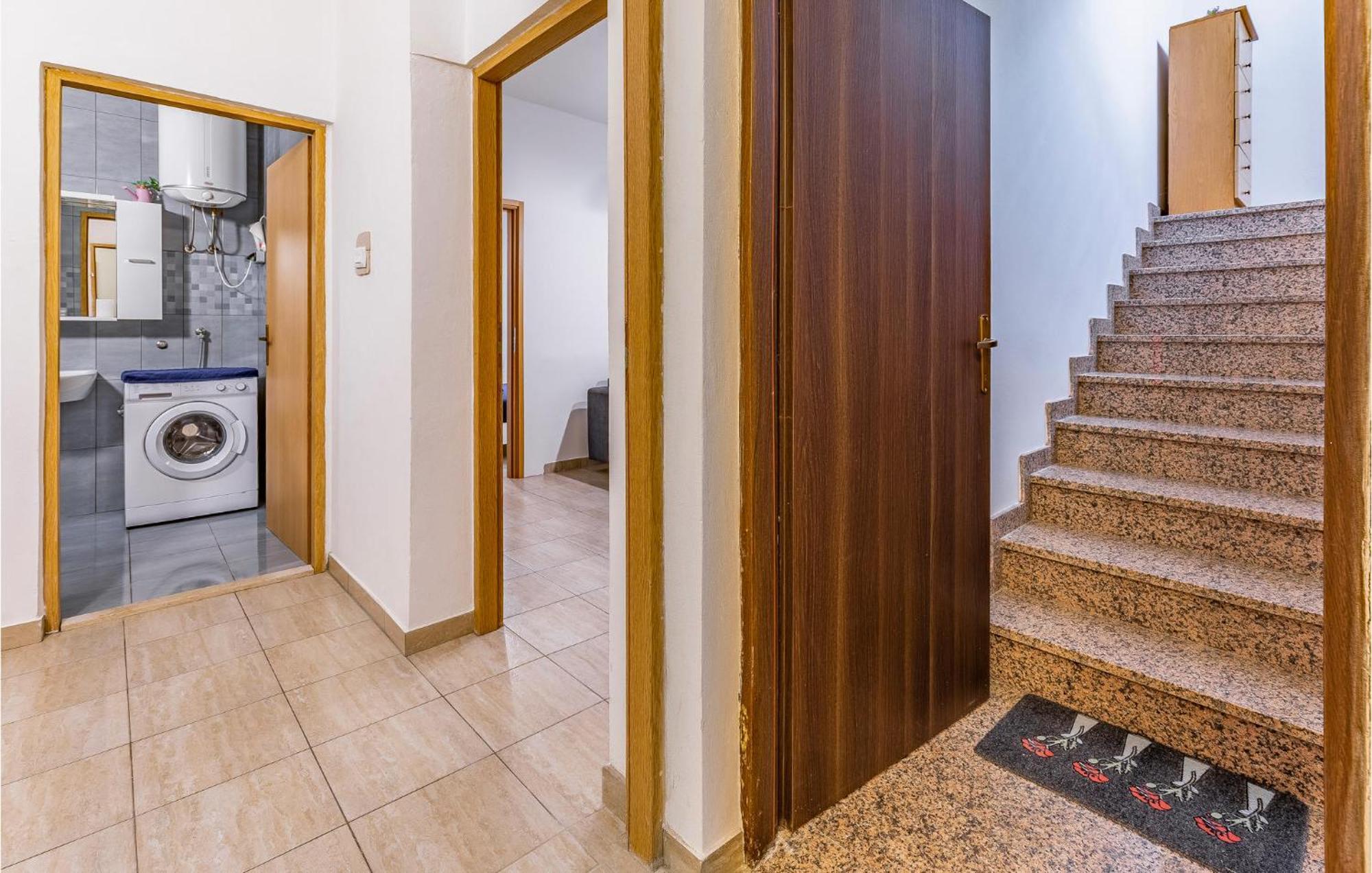 Amazing Apartment In Pula With Kitchen المظهر الخارجي الصورة